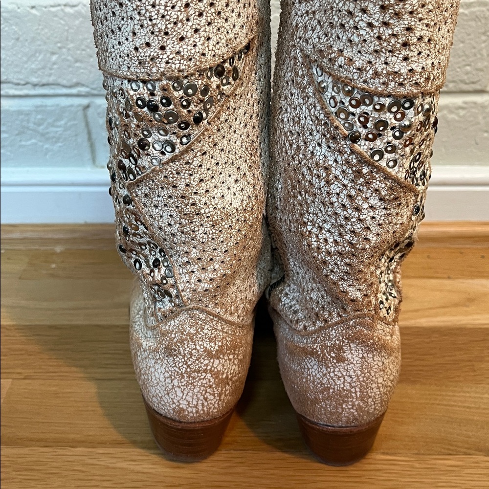 Frye Deborah Boots 6 - Picture 4 of 7
